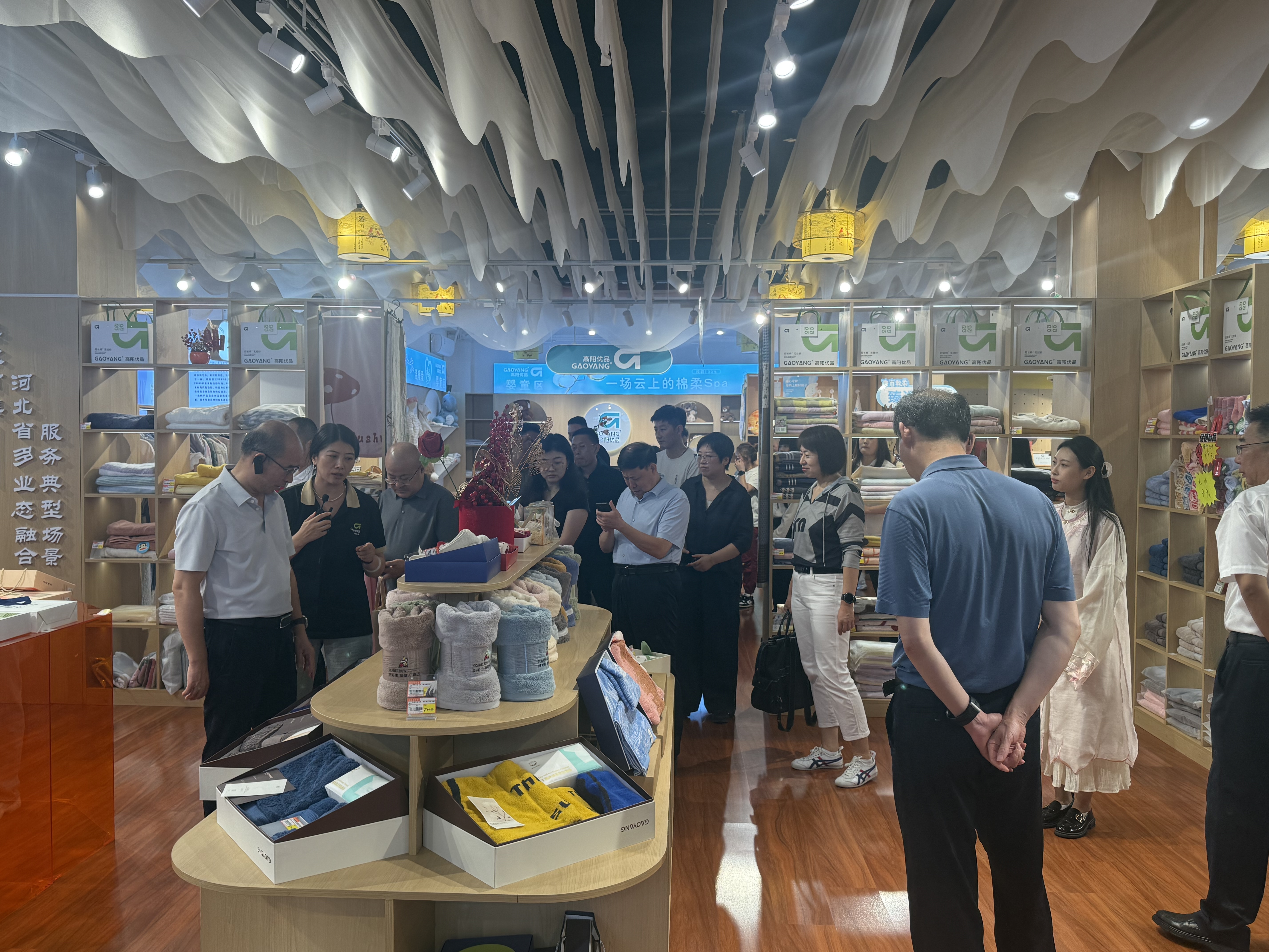 中央驻冀媒体访问柔软市集