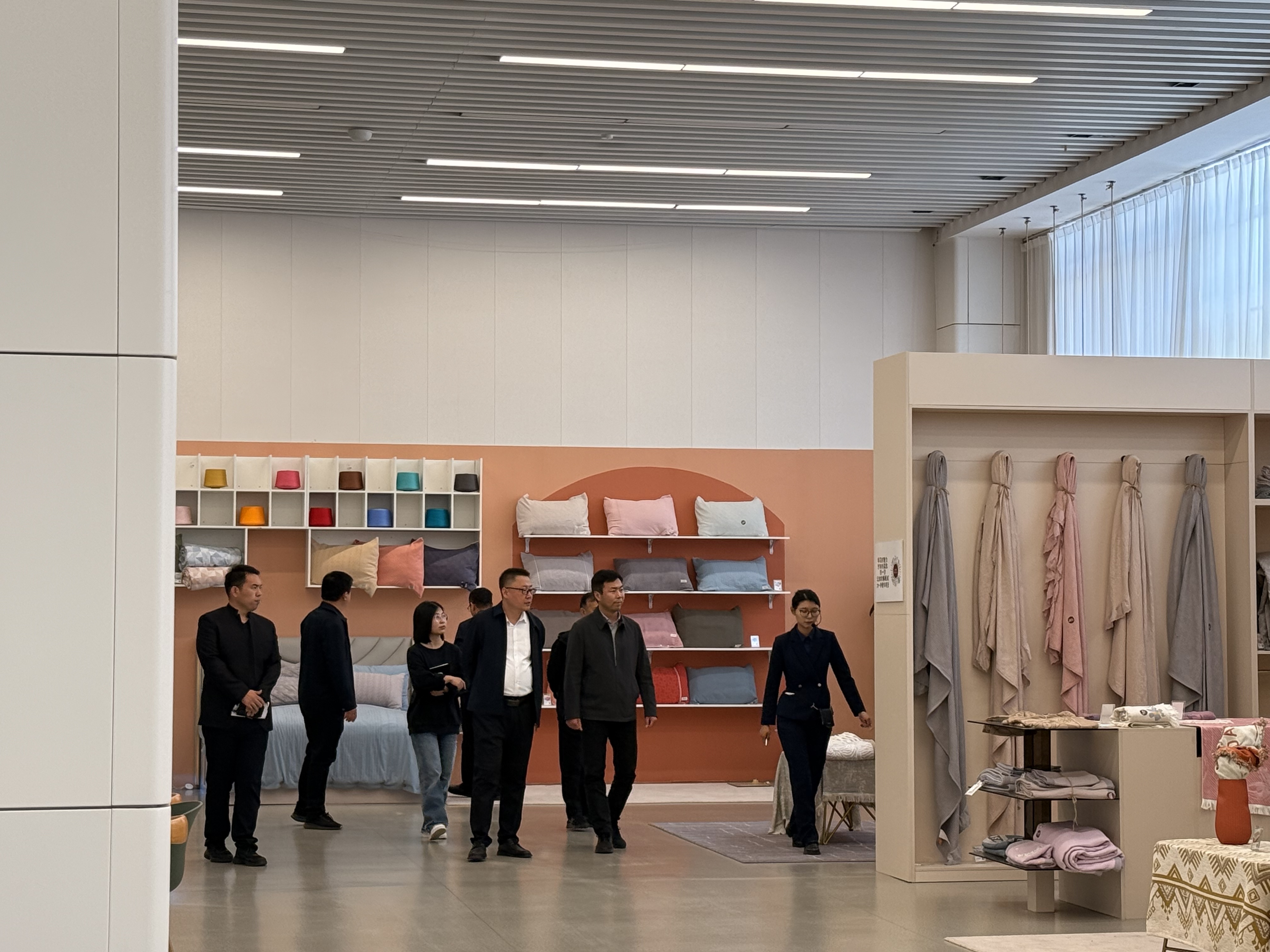 省商务厅参观巾巾乐道